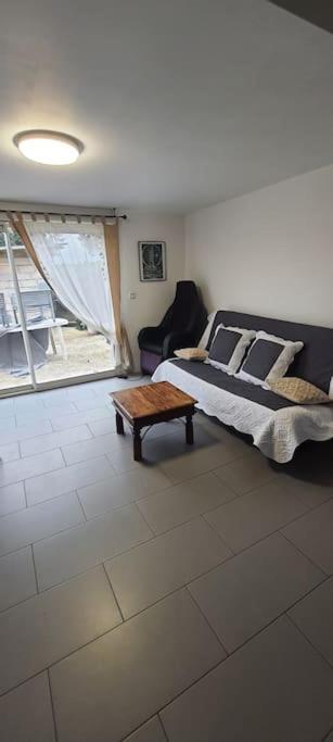 Apartamento Le 7 Servian Exterior foto